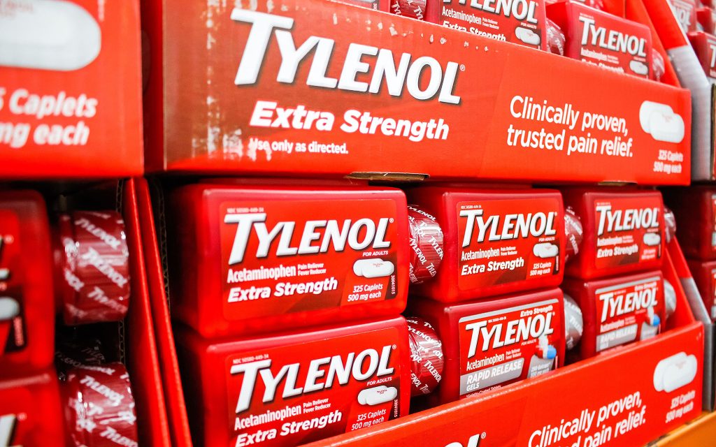 Revisão Abrangente Refuta Alegações de Ligação entre Autismo e Tylenol