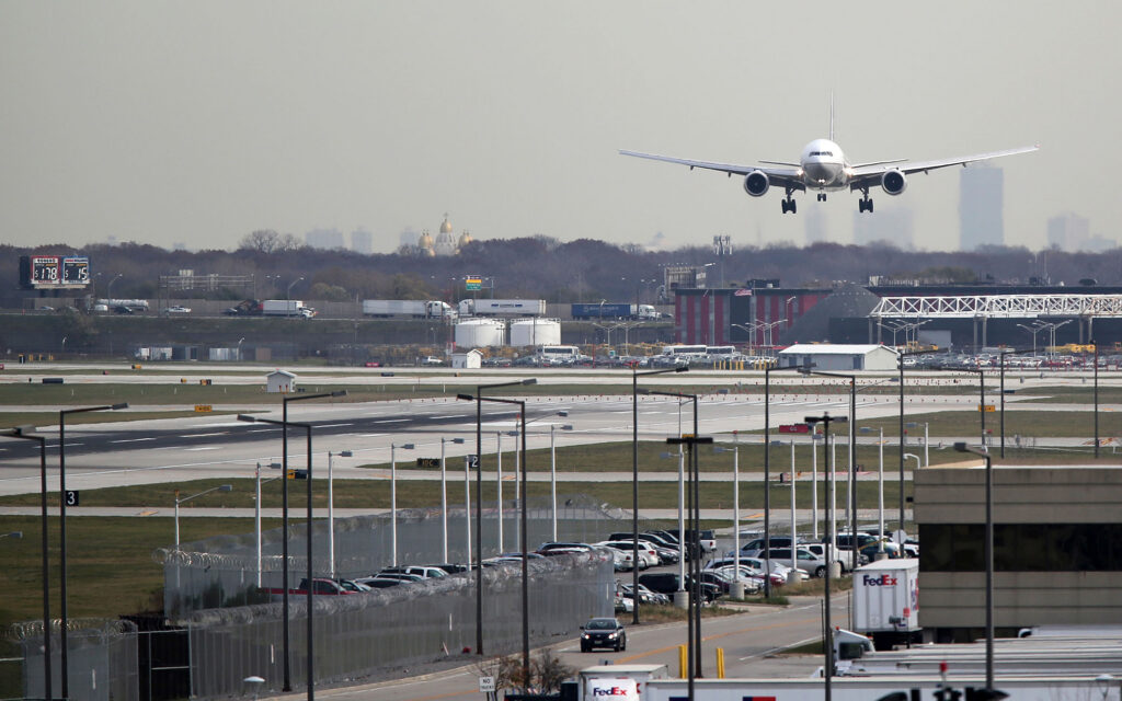 Decolando para a inclusão: companhias aéreas investem pesado em treinamento para atender passageiros autistas