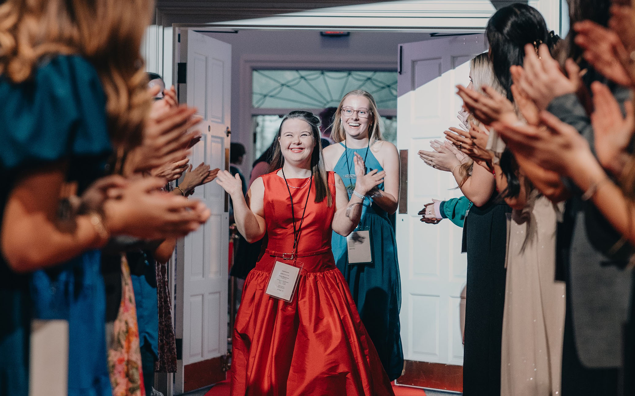 Bailes Inclusivos Iluminam o Mundo: Uma Celebração da Diversidade e Superação