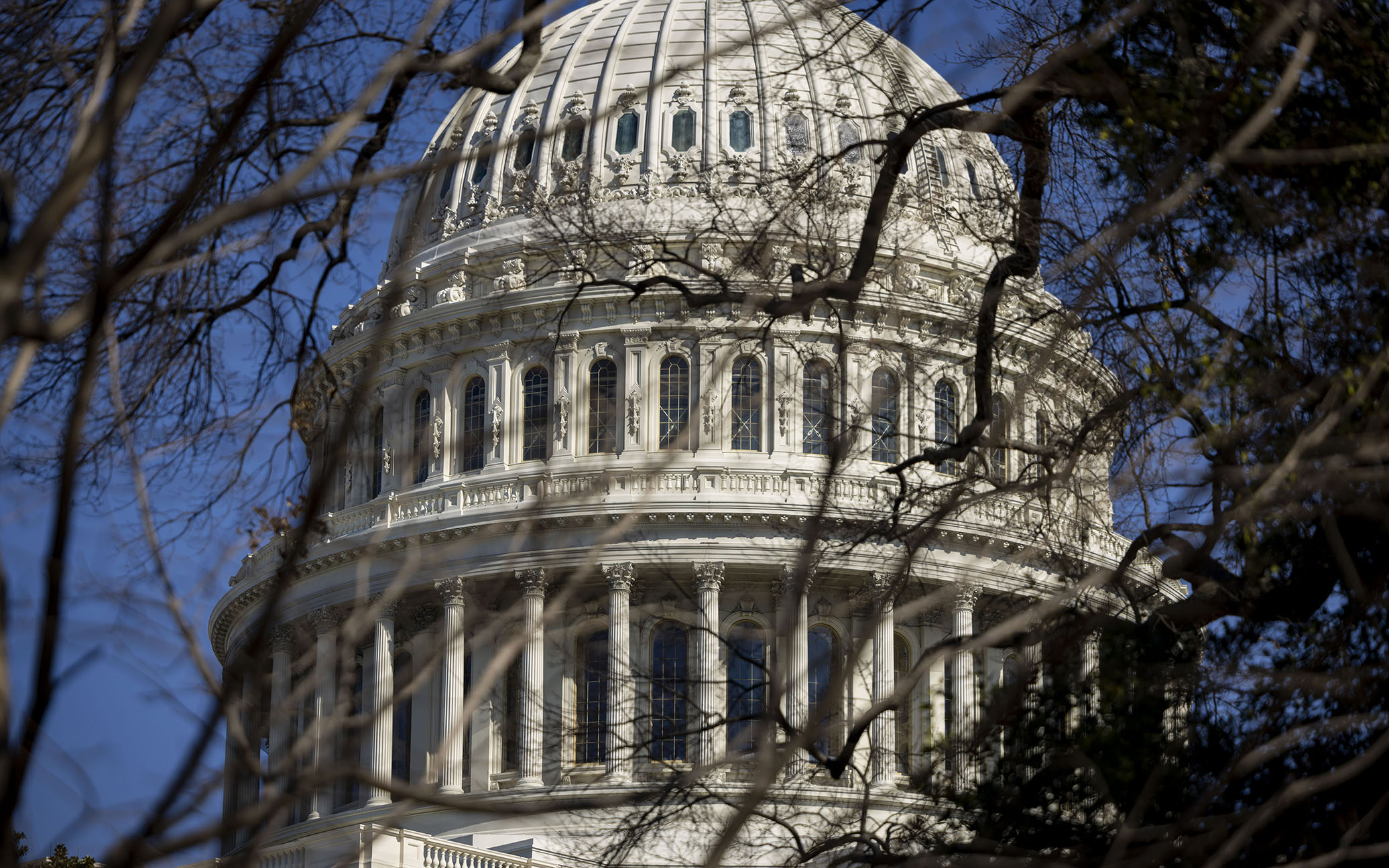 Trump queria cortar programas de auxílio-doença. O Congresso acaba de dizer não.