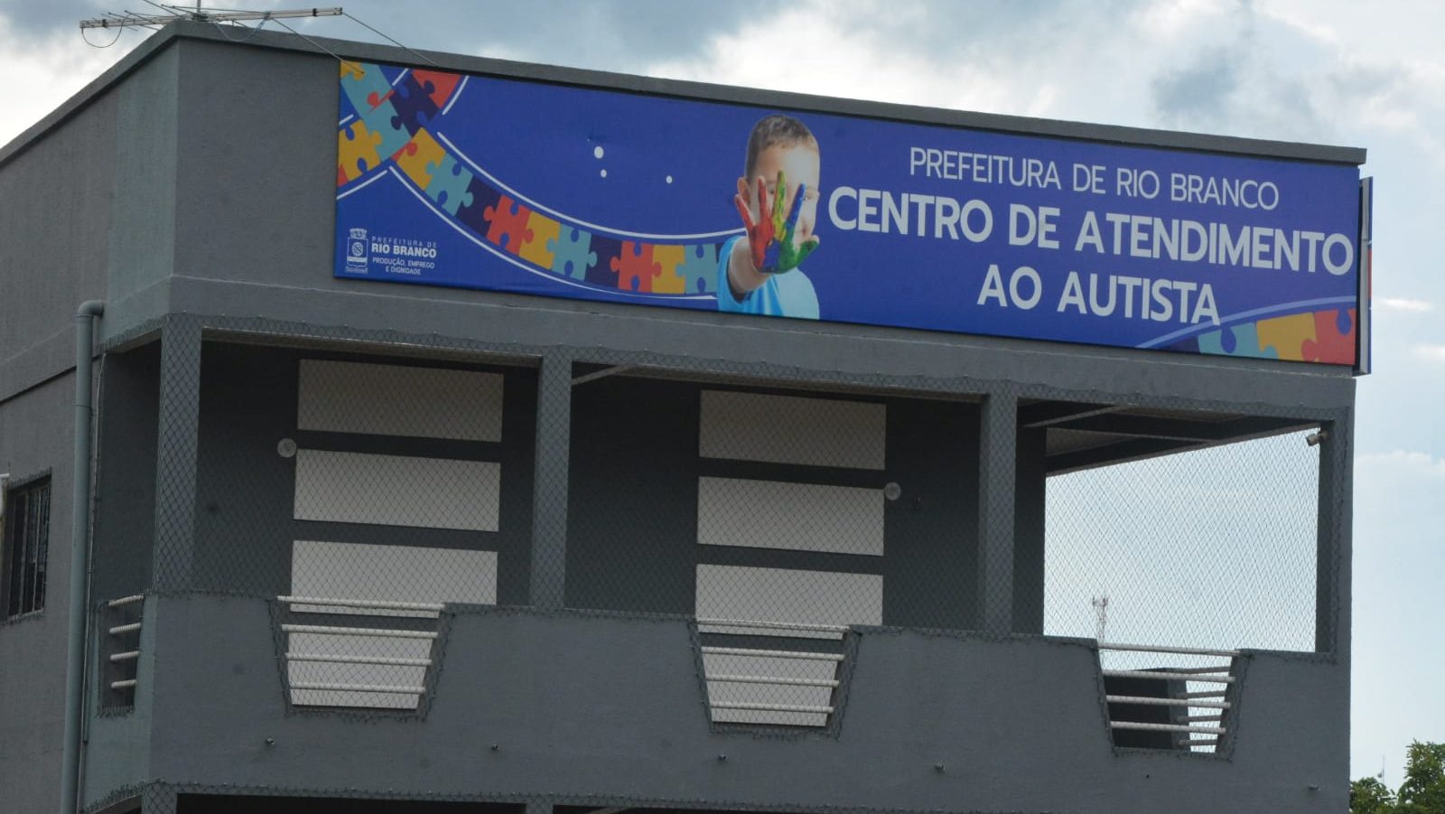 Rio Branco Ilumina a Conscientização do Autismo com Programação Especial