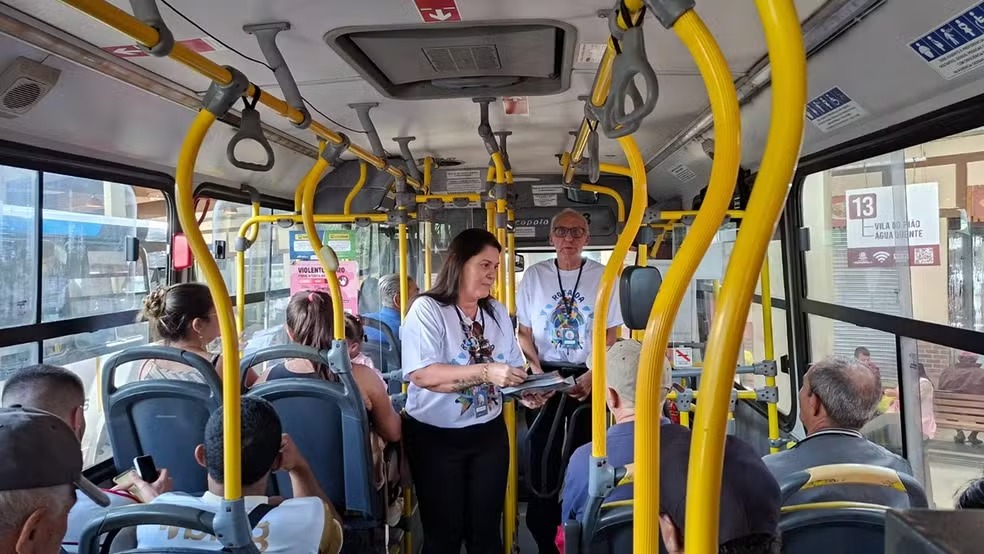 Rodas de inclusão: ônibus de Teresópolis viram palco de conscientização sobre o autismo